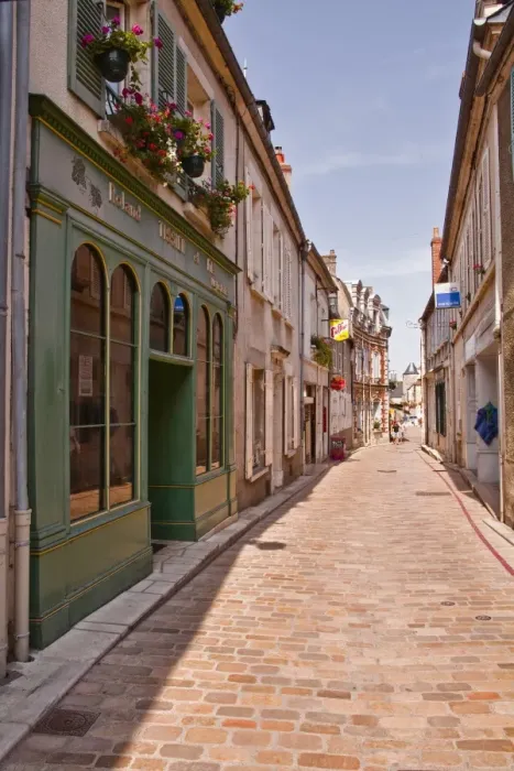 Framed Print : The narrow streets of the winegrowing village of Sancerre, Cher, Centre, France, Europe Framed Print : The narrow streets of the winegrowing village of Sancerre, Cher, Centre, France, Europe