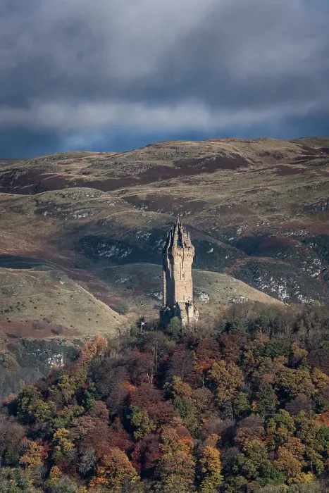 Framed Print : The National Wallace Monument on Abbey Craig backed by the Ochil Hills in autumn, Stirling, Stirlingshire, Scotland, United Kingdom, Europe Framed Print : The National Wallace Monument on Abbey Craig backed by the Ochil Hills in autumn, Stirling, Stirlingshire, Scotland, United Kingdom, Europe