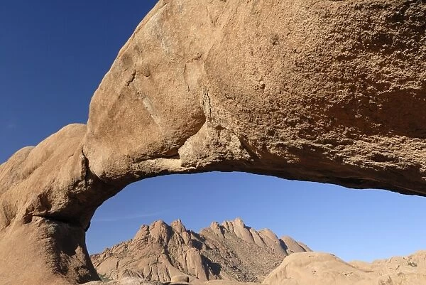 Natural arch, Spitskoppe mountains, Damaraland, Namibia, Africa