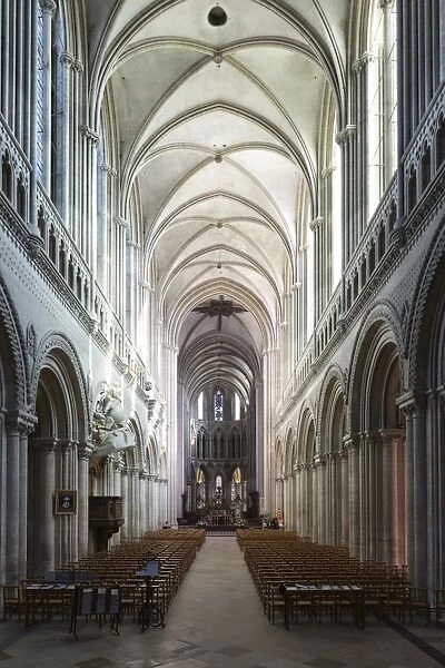 Nave of the Notre-Dame Cathedral, Bayeux, Normandy, France, Europe