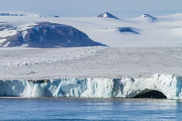 Negribreen (Negri Glacier), Olav V Land, Spitsbergen, Svalbard Archipelago, Norway, Scandinavia, Europe