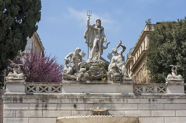 Neptune Fountain in Piazza del Popolo, Rome, Lazio, Italy, Europe