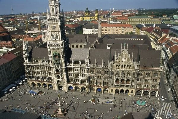 Neues Rathaus and Marienplatz, Munich, Bavaria, Germany, Europe