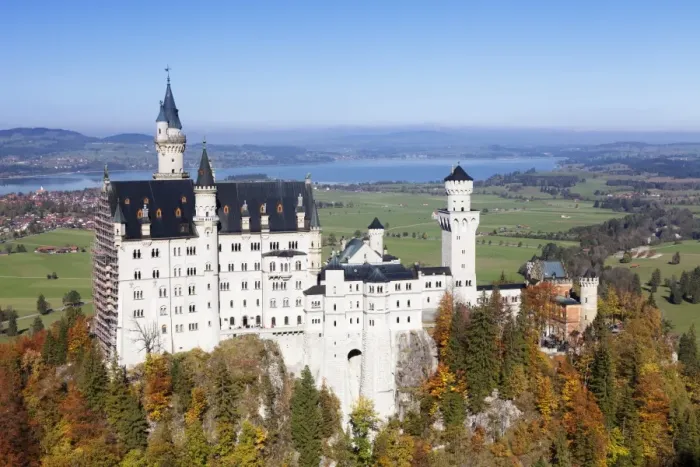 Framed Print : Neuschwanstein Castle, Hohenschwangau, Fussen, Ostallgau, Allgau, Allgau Alps, Bavaria, Germany, Europe Framed Print : Neuschwanstein Castle, Hohenschwangau, Fussen, Ostallgau, Allgau, Allgau Alps, Bavaria, Germany, Europe