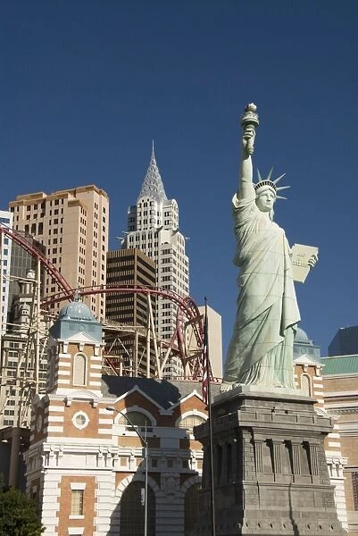 New York-New York Hotel and replica of Statue of Liberty, Las Vegas, Nevada