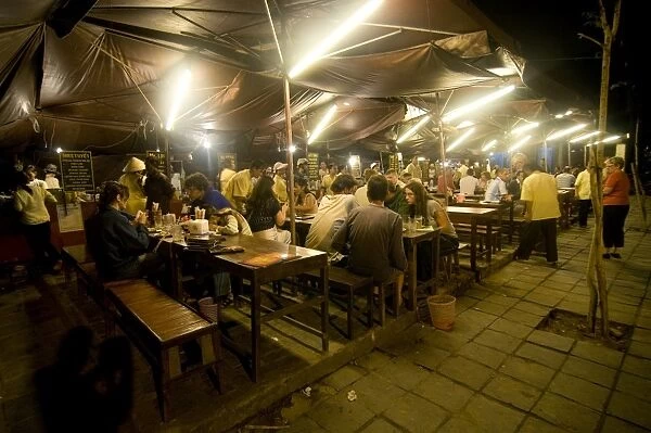 Night shot of food stalls, Hoi An, Vietnam, Indochina, Southeast Asia, Asia