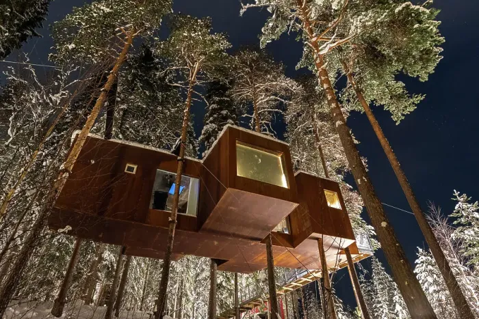 Framed Print : Night view of a suspended wooden cottage in the forest covered with snow, Harads, Lapland, Sweden, Scandinavia, Europe Framed Print : Night view of a suspended wooden cottage in the forest covered with snow, Harads, Lapland, Sweden, Scandinavia, Europe