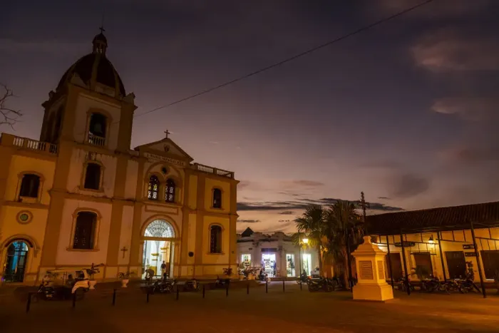 Framed Print : Nightshot of the Historical center of Mompox, UNESCO World Heritage Site, Colombia, South America