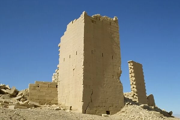 The north and south towers of the East Gate of Ma in