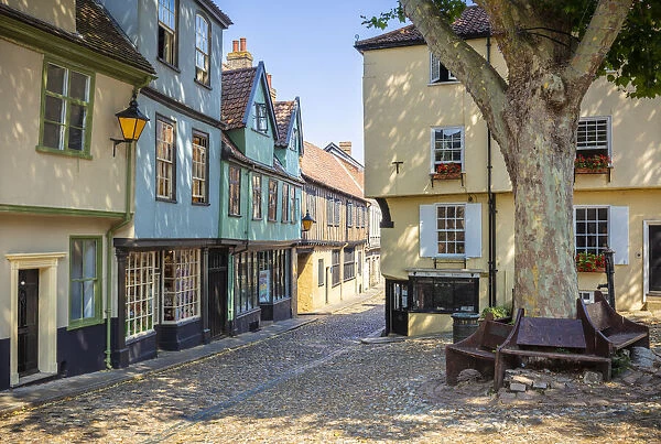 Norwich Elm Hill, a historic cobbled lane in Norwich, Norfolk, East Anglia, England, United Kingdom, Europe