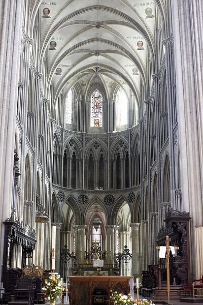 Notre Dame de Bayeux cathedral chancel, Bayeux, Normandy, France, Europe