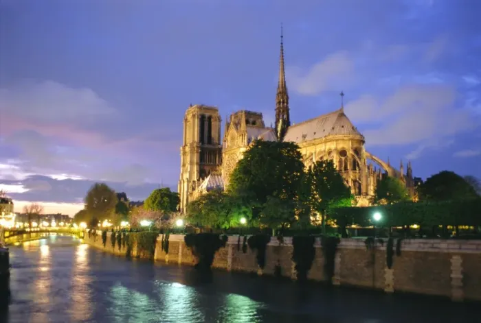 Framed Print : Notre Dame cathedral and the River Seine, Paris, France, Europe Framed Print : Notre Dame cathedral and the River Seine, Paris, France, Europe