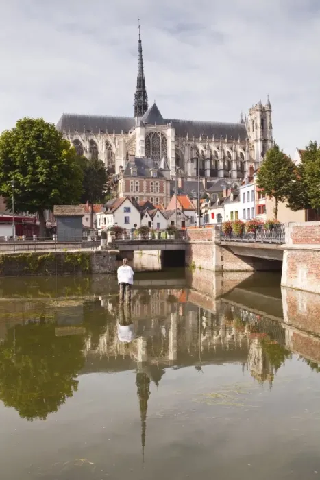 Framed Print : Notre Dame d Amiens Cathedral, UNESCO World Heritage Site, Amiens, Somme, Picardy, France, Europe Framed Print : Notre Dame d Amiens Cathedral, UNESCO World Heritage Site, Amiens, Somme, Picardy, France, Europe