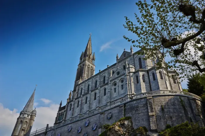 Framed Print : Notre-Dame du Rosaire Basilica, Lourdes, Hautes-Pyrenees, France, Europe Framed Print : Notre-Dame du Rosaire Basilica, Lourdes, Hautes-Pyrenees, France, Europe