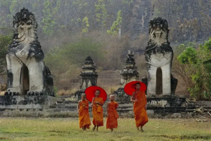 Framed Print : Novice Buddhist monks Framed Print : Novice Buddhist monks
