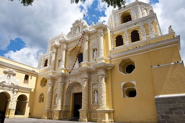 Nuestra Senora de la Merced Cathedral, Antigua, UNESCO World Heritage Site, Guatemala, Central America