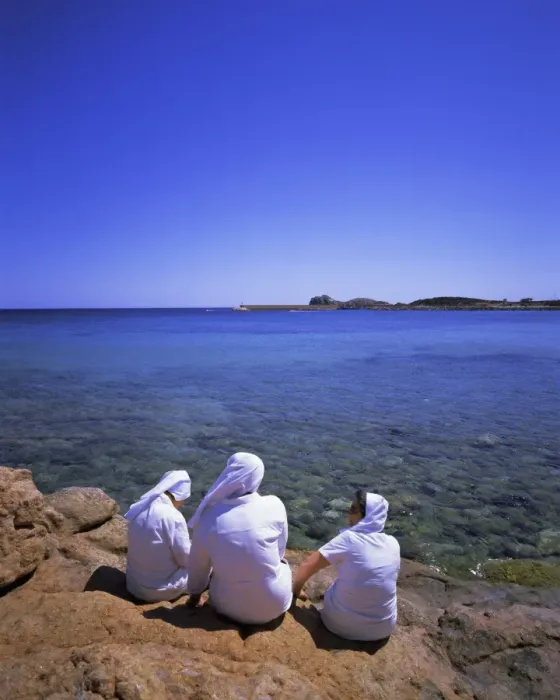Framed Print : Three nuns sitting on rocks Framed Print : Three nuns sitting on rocks