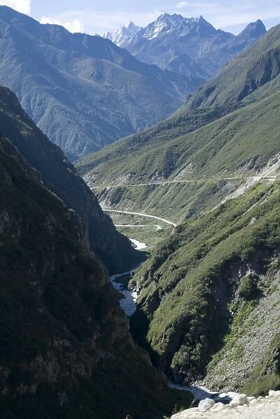 Nyelam Valley, through the Himalayas, Tibet, China, Asia