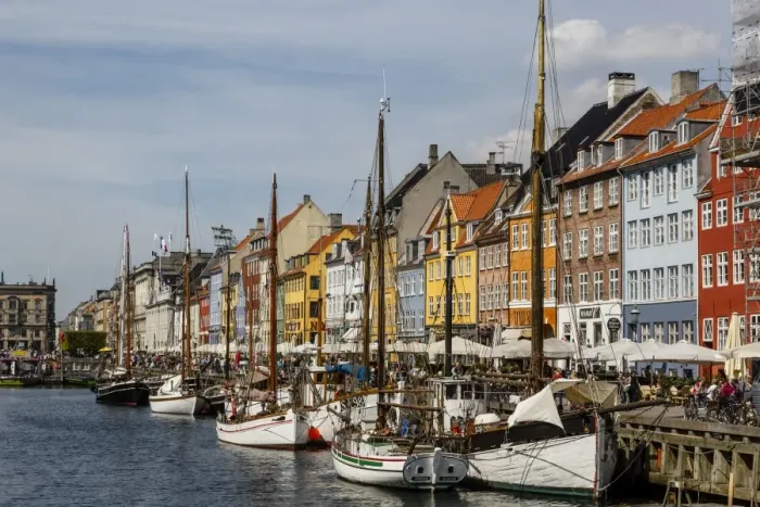 Framed Print : Nyhavn, Copenhagen, Denmark, Scandinavia, Europe Framed Print : Nyhavn, Copenhagen, Denmark, Scandinavia, Europe