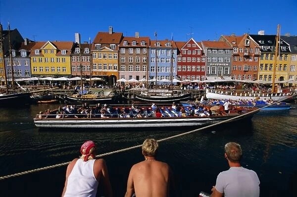 Nyhavn waterfront area, Copenhagen, Denmark, Scandinavia, Europe