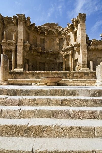 The Nymphaeum, Jerash (Gerasa) a Roman Decapolis city, Jordan, Middle East