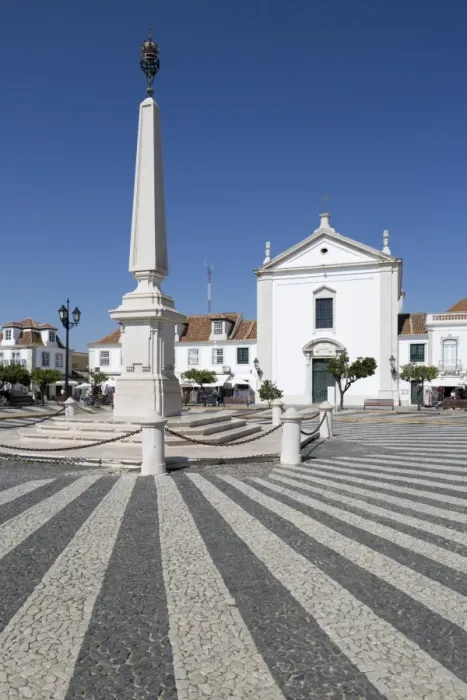 Framed Print : Obelisk in the Praca do Marques de Pombal, Vila Real de Santo Antonio, Algarve, Portugal Framed Print : Obelisk in the Praca do Marques de Pombal, Vila Real de Santo Antonio, Algarve, Portugal