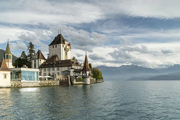 Oberhofen Castle and Lake Thun, Canton of Bern, Switzerland, Europe