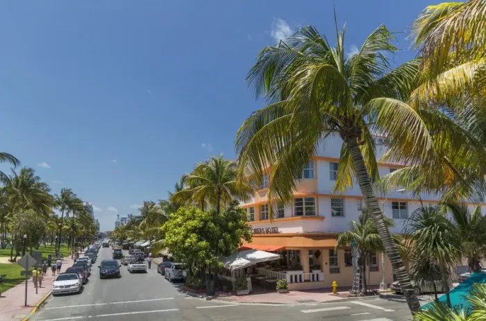Framed Print : Ocean Drive, Miami Beach, Florida, United States of America, North America Framed Print : Ocean Drive, Miami Beach, Florida, United States of America, North America