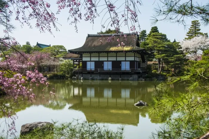 Framed Print : Okazaki Park in the Heian Jingu shrine, Kyoto, Japan, Asia Framed Print : Okazaki Park in the Heian Jingu shrine, Kyoto, Japan, Asia