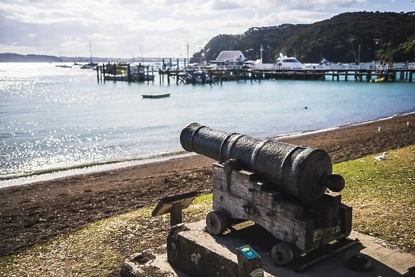 Old cannon used to defend Russell in 1845, Bay of Islands, Northland Region, North Island