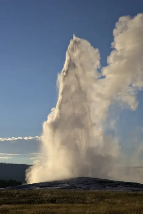 Framed Print : Old Faithful Geyser erupting, Yellowstone National Park, UNESCO World Heritage Site, Wyoming, United States of America, North America Framed Print : Old Faithful Geyser erupting, Yellowstone National Park, UNESCO World Heritage Site, Wyoming, United States of America, North America
