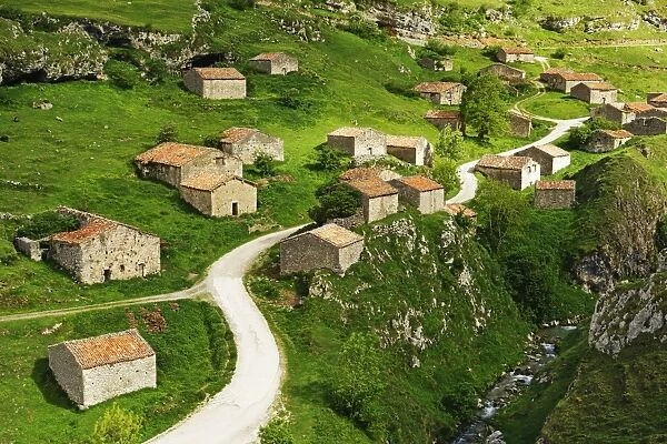 Old farmhouses near Sotres, Picos de Europa, Parque Nacional de los Picos de Europa