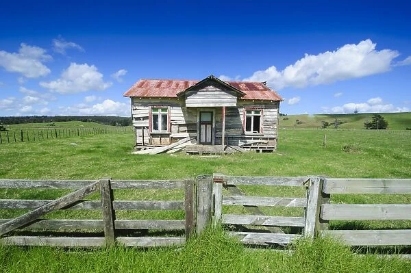 Old farming cottage, West coast, Northland, North Island, New Zealand, Pacific