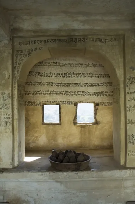 Framed Print : Old fort of Devi Gath (Devi Garh) now a heritage hotel