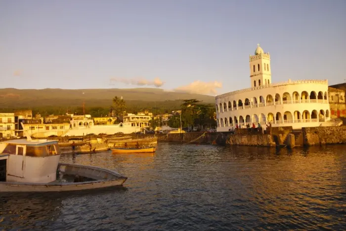 Framed Print : The old harbor of Moroni, Grand Comore, Comoros, Indian Ocean, Africa Framed Print : The old harbor of Moroni, Grand Comore, Comoros, Indian Ocean, Africa