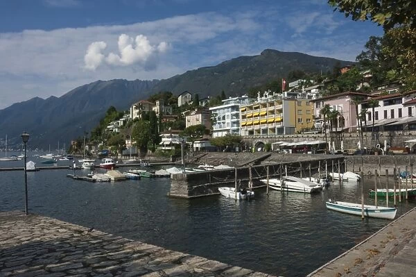Old Harbour, Ascona, Locarno, Lake Maggiore, Ticino, Switzerland, Europe
