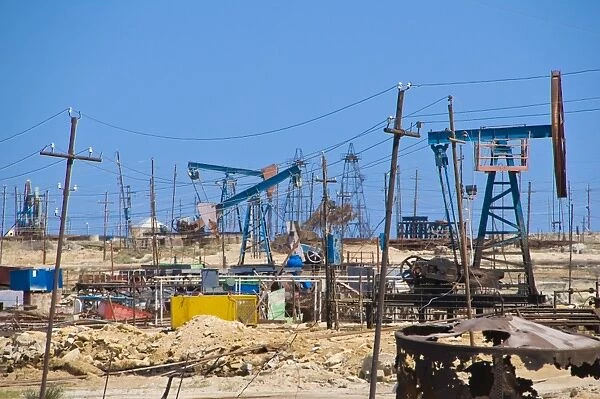 Old oil rigs at the Abseron Peninsula, near Baku, Azerbaijan, Central Asia, Asia