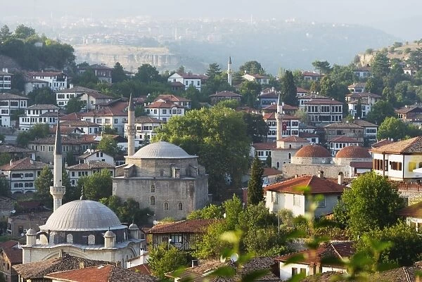 Old Ottoman town houses and Izzet Pasar Cami Mosque, UNESCO World Heritage Site, Safranbolu