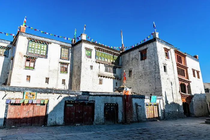 Framed Print : Old royal palace in the walled historic centre, Lo Manthang, Kingdom of Mustang, Himalayas, Nepal, Asia Framed Print : Old royal palace in the walled historic centre, Lo Manthang, Kingdom of Mustang, Himalayas, Nepal, Asia