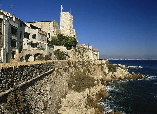 Old Town, Antibes, Alpes-Maritimes, Provence, Cote d Azur, France, Mediterranean