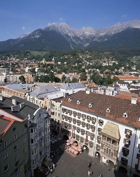 Old Town with Goldenes Dachl, Innsbruck, Austria, Europe
