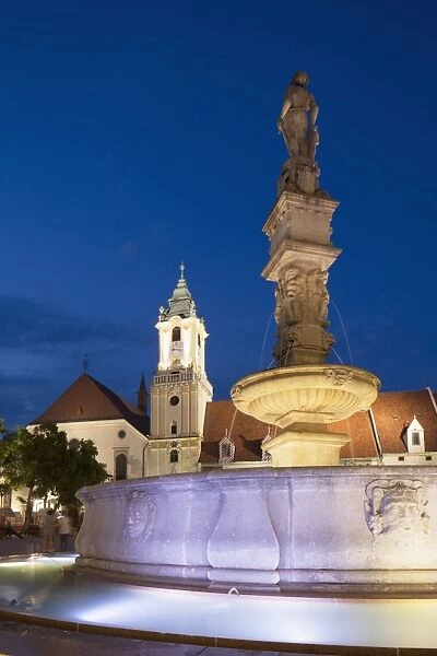 Old Town Hall and Rolands Fountain in Hlavne Nam (Main Square) at dusk, Bratislava, Slovakia, Europe