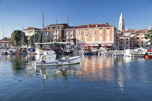 Old town and the harbour with fishing boats, Izola, Primorska, Istria, Slovenia, Europe