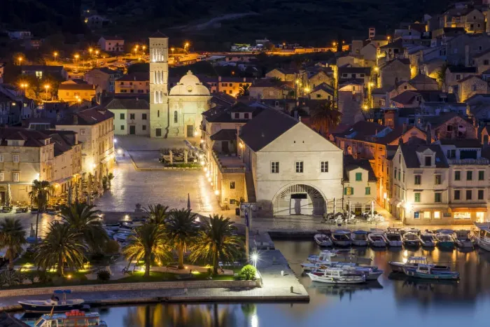 Framed Print : The old town of Hvar Town at dawn, Hvar, Croatia, Europe Framed Print : The old town of Hvar Town at dawn, Hvar, Croatia, Europe