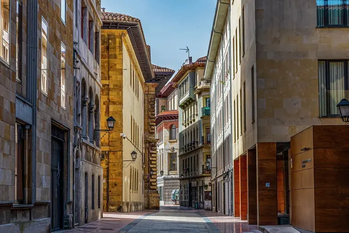 Framed Print : Old town, Oviedo, UNESCO World Heritage Site, Asturias, Spain, Europe Framed Print : Old town, Oviedo, UNESCO World Heritage Site, Asturias, Spain, Europe