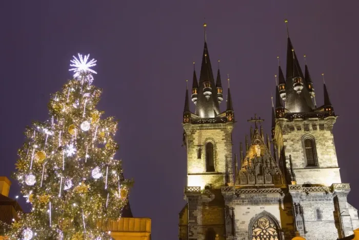Framed Print : Old Town Square at Christmas time and Tyn Cathedral, Prague, Czech Republic, Europe Framed Print : Old Town Square at Christmas time and Tyn Cathedral, Prague, Czech Republic, Europe