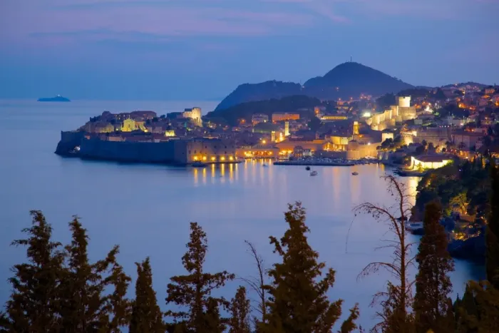 Framed Print : Old Town, UNESCO World Heritage Site, at dusk, Dubrovnik, Dalmatia, Croatia, Europe Framed Print : Old Town, UNESCO World Heritage Site, at dusk, Dubrovnik, Dalmatia, Croatia, Europe