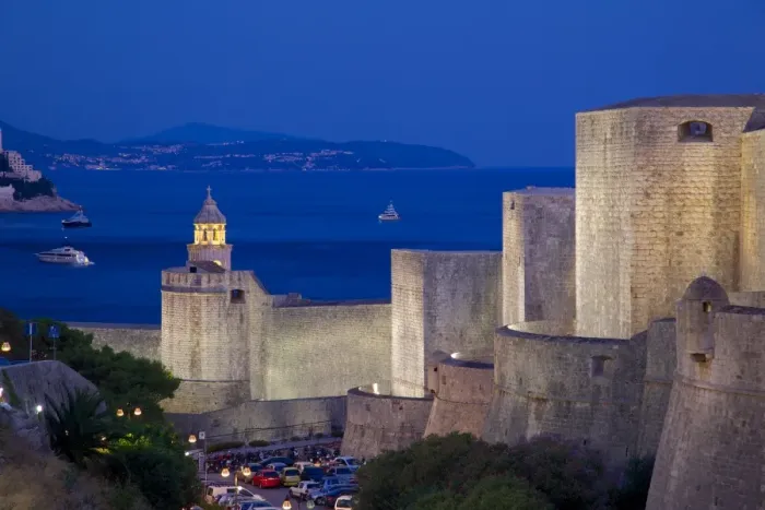 Framed Print : Old Town walls at dusk, UNESCO World Heritage Site, Dubrovnik, Dalmatia, Croatia, Europe Framed Print : Old Town walls at dusk, UNESCO World Heritage Site, Dubrovnik, Dalmatia, Croatia, Europe
