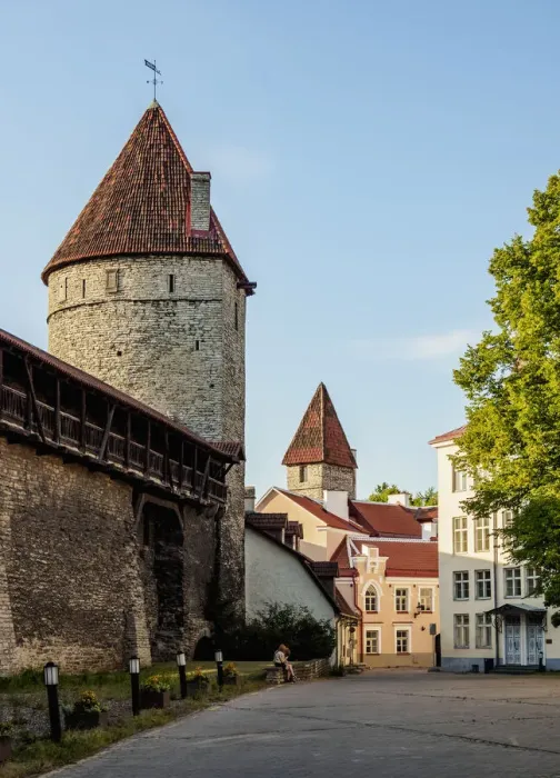Framed Print : Old Town Walls at sunset, UNESCO World Heritage Site, Tallinn, Estonia, Europe Framed Print : Old Town Walls at sunset, UNESCO World Heritage Site, Tallinn, Estonia, Europe