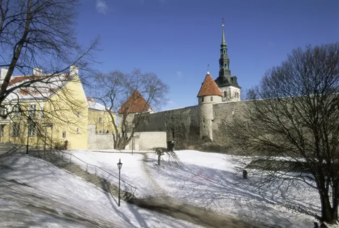 Framed Print : The Old Town in winter, Tallinn, UNESCO World Heritage Site, Estonia, Baltic States Framed Print : The Old Town in winter, Tallinn, UNESCO World Heritage Site, Estonia, Baltic States